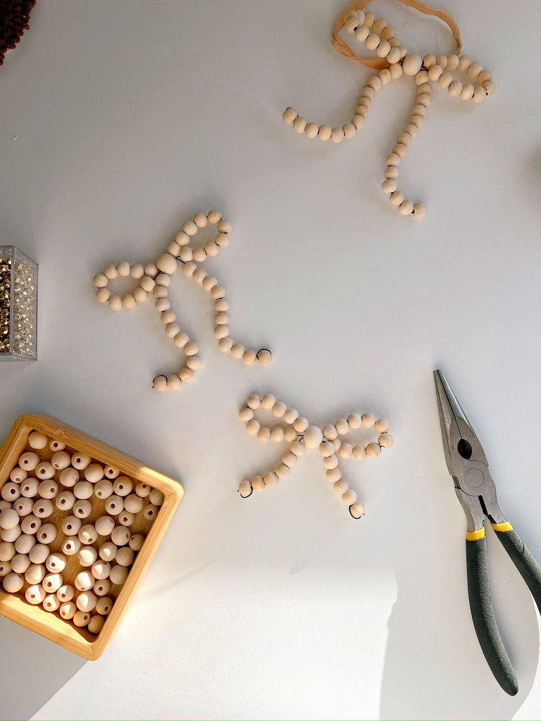 December 6th Holiday Craft Day at Thistle & Elm